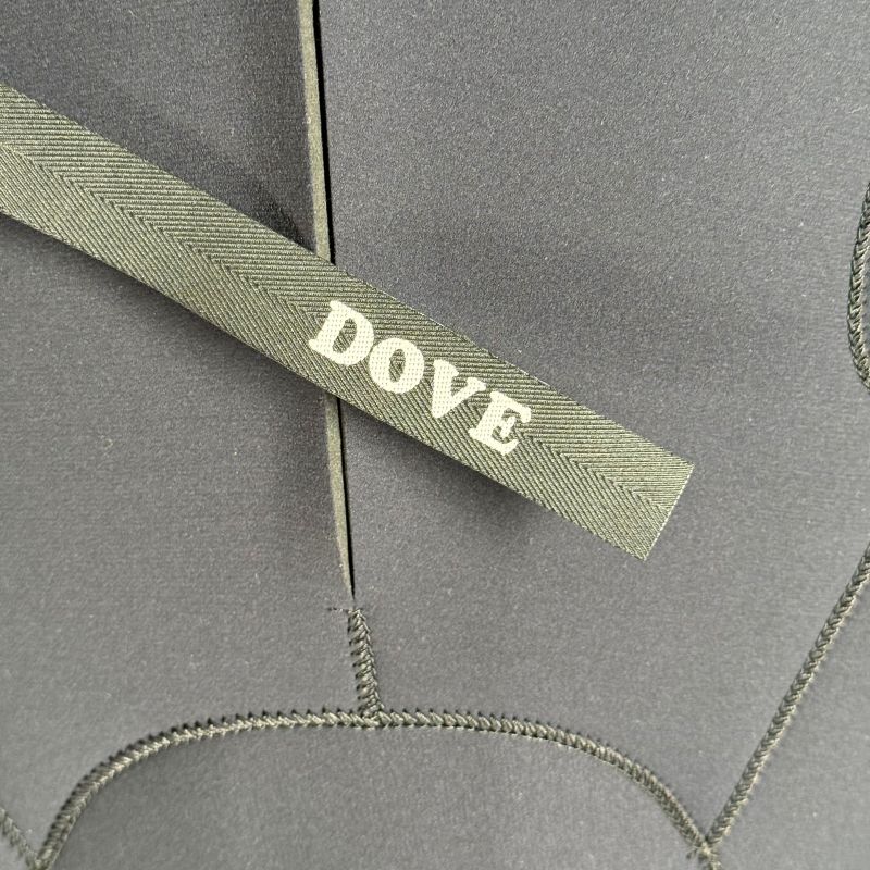 さらに値下げ❗️美品DOVEフルスーツ5×3mmバックジップタイプ クラシック・バックジップ・フルスーツ | 国産高級ウェットスーツのDOVE